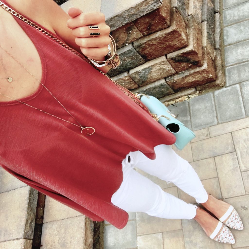 drew bag swing tank + white jeans outfit mrscasual
