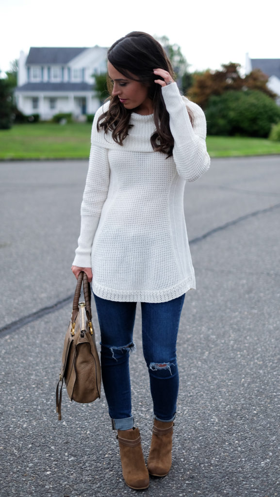 Fall outfit inspiration cozy sweater