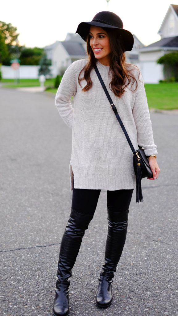 A Sweater Made for Leggings | MrsCasual