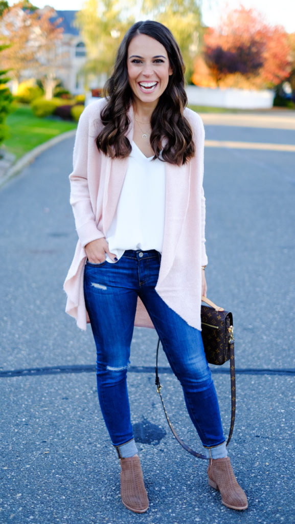 Casual Pink Cardigan Outfit