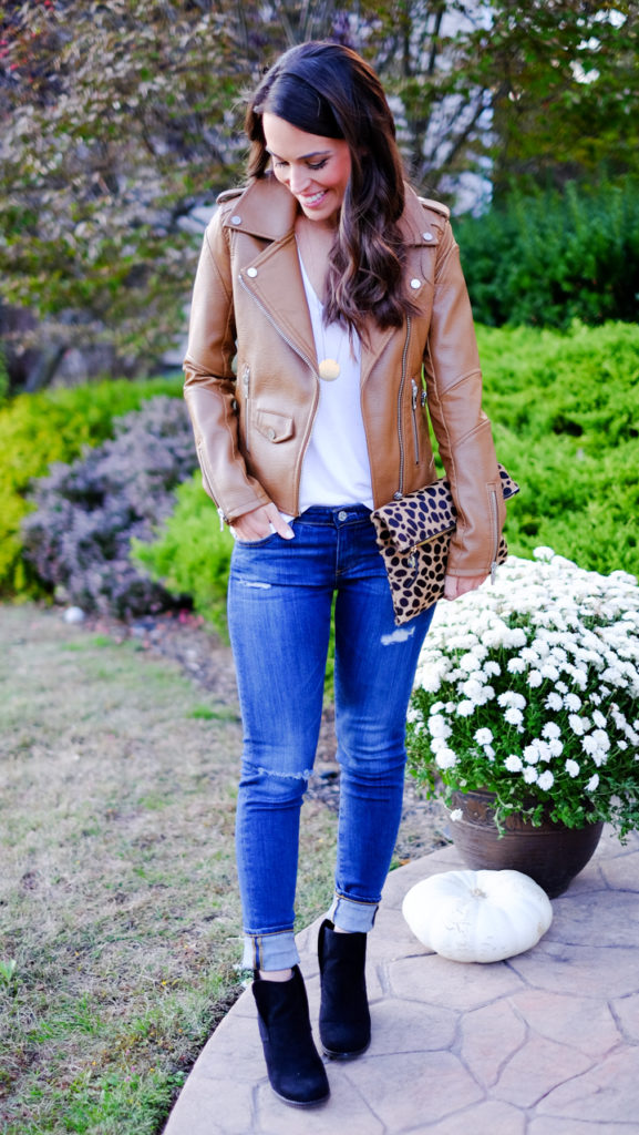 faux-leather-jacket-outfit