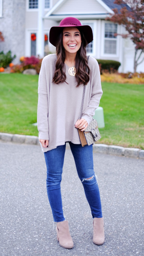 floppy-hat-fall-outfit