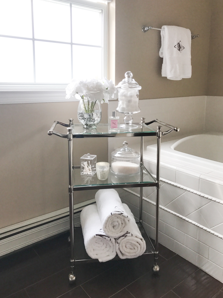 how-to-style-a-bath-cart