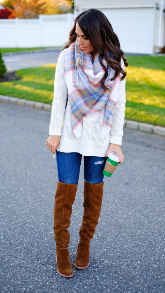 winter-outfit-idea-sweater-and-boots