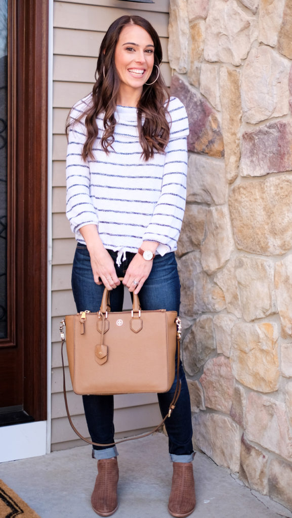 camel tote bag outfit