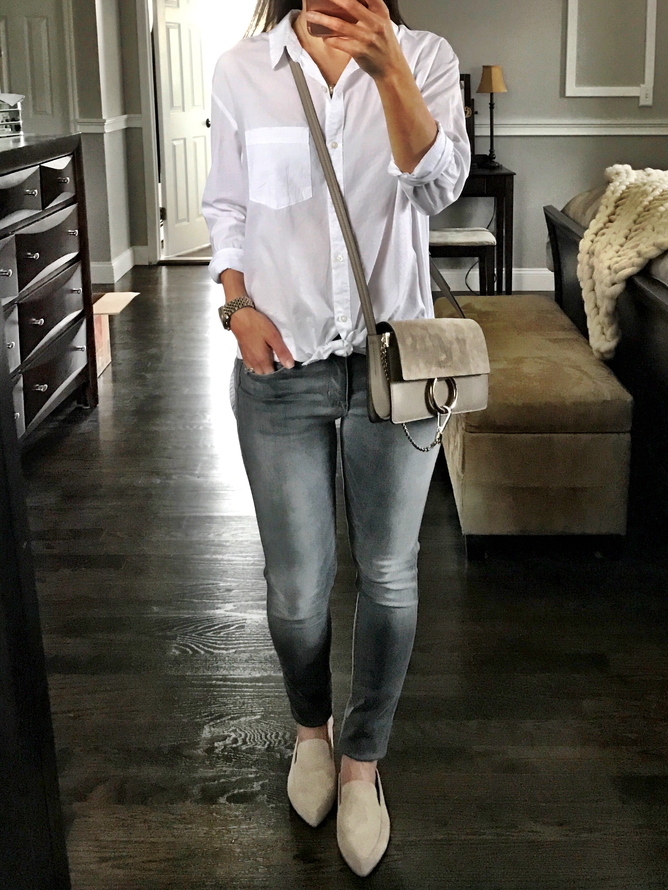 5 Ways to Wear Gray Jeans | MrsCasual