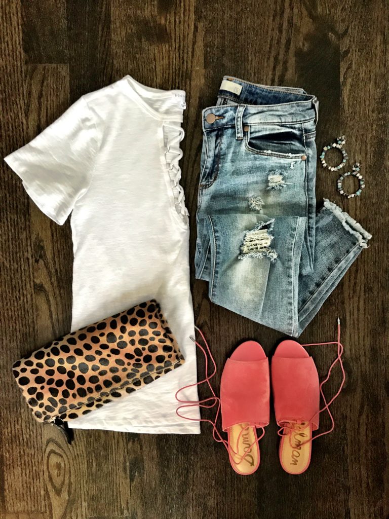 lace up tee and pink flats outfit
