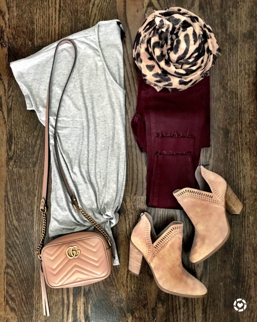 Gray twist front tee and burgundy jeans Fall outfit