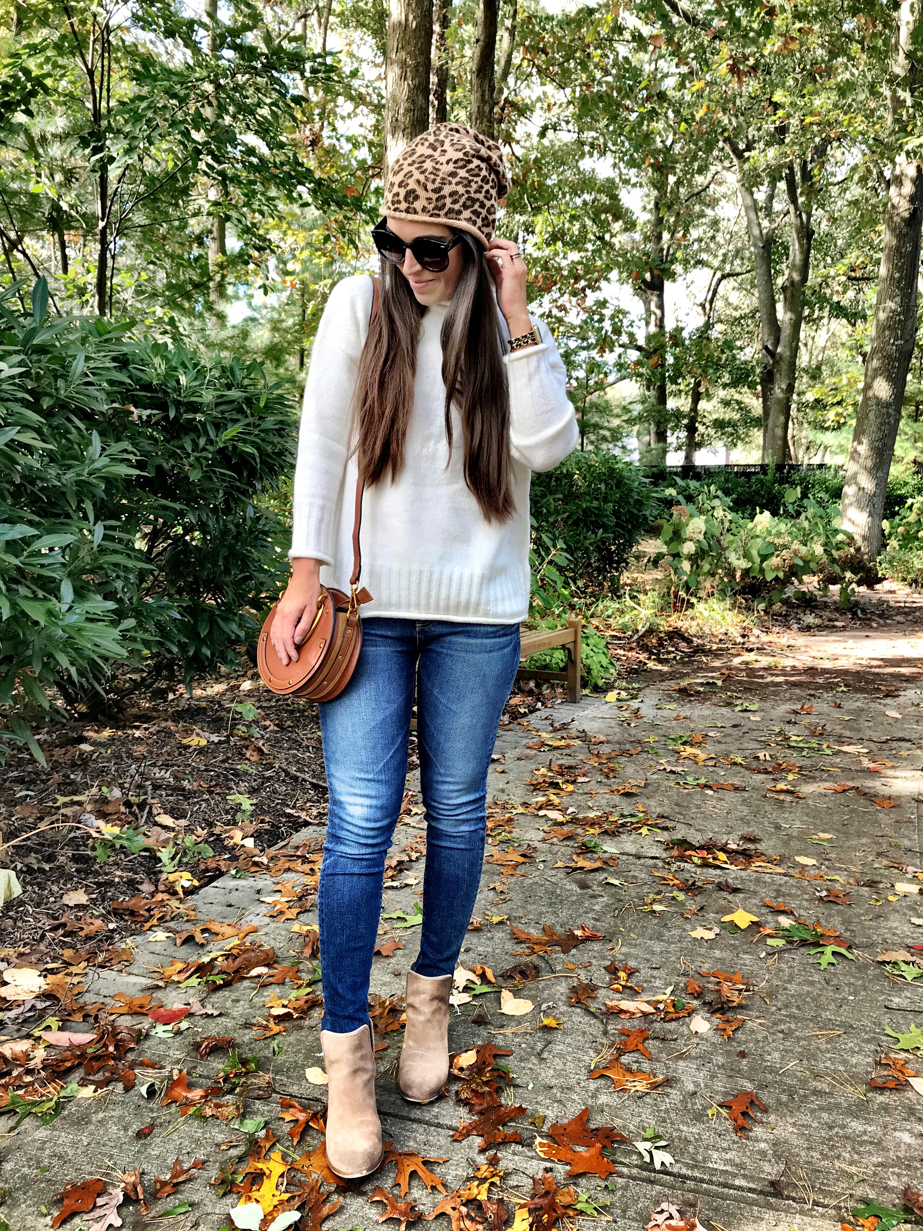 Leopard Beanie Outfits For Women (4 ideas & outfits)